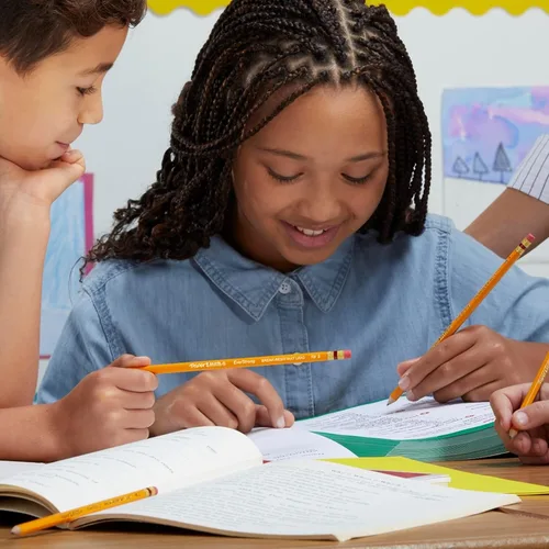 Vista 4 de Lápices Paper Mate EverStrong #2, reforzados, mina resistente a la rotura al escribir, paquete de 72