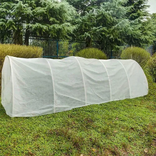 Vista 6 de Agfabric Cubiertas flotantes para hileras de plantas, protección contra la congelación, cubiertas para hileras de vegetales