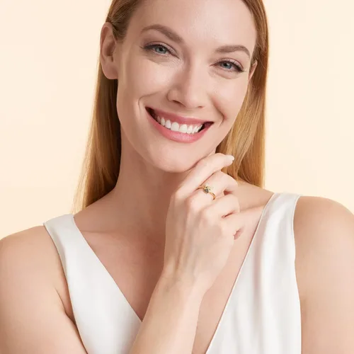 Vista 4 de SCAMPER & CO Regalos para el día de San Valentín para ella, anillo de plata de ley Bulldog francés para mujer, chapado en oro amarillo de 18