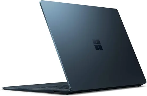 Vista 3 de Computadora portátil Microsoft Surface 3 - 13.5 pulgadas, pantalla táctil, Intel Core i5, 8 GB de memoria, 128 GB de unidad de estado sólido