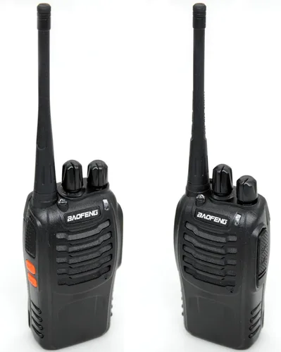 Vista 3 de BaoFeng BF-888S Radio bidireccional con linterna LED integrada (paquete de 4) + cable de programación USB (1 unidad)