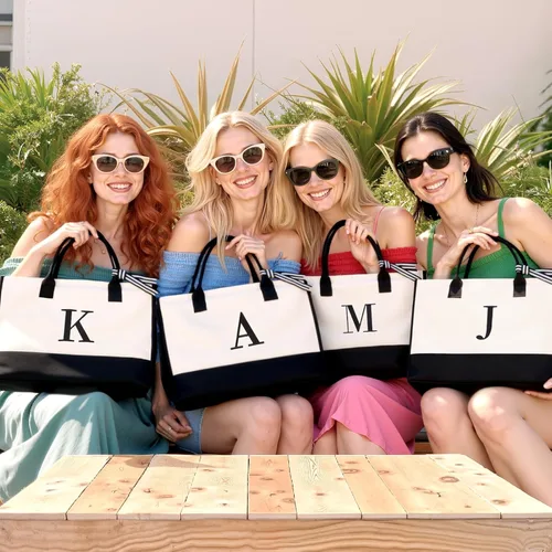 Vista 7 de mibasies 1 bolsa de lona con inicial bordada con 2 bolsas de maquillaje, regalos de cumpleaños para mujer
