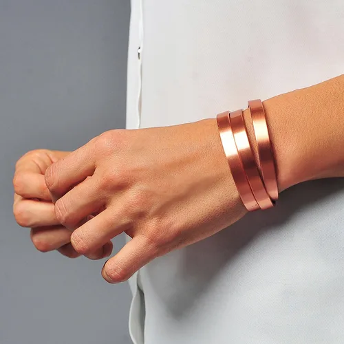 Vista 4 de Earth Therapy Minimalist Design Magnetic Field Cuff Bracelets for Men & Women - Ultra Strength - Adjustable