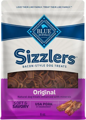 Vista 14 de Blue Buffalo Sizzlers Golosinas naturales suaves y húmedas para perros, sabor a tocino, bolsa de 15 onzas