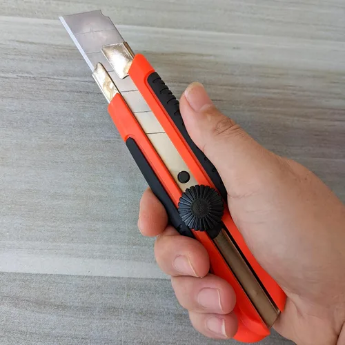 Vista 6 de 2063 - Cuchillos utilitarios extra resistentes de 0.984 in, 3 cuchillos Exacto, cortador de caja de 1 pulgada, cuchillo de construcción, cuchillo