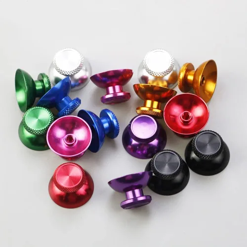 Vista 3 de 2 unids Metal Analog Grips Stick Thumbsticks para PS5 Controlador Aleación de Aluminio Metal Joysticks (Plata)