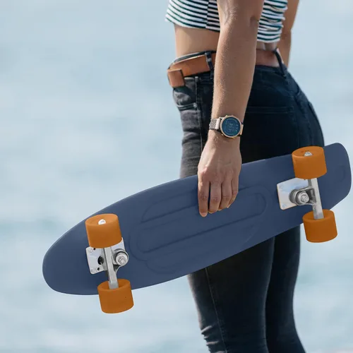 Vista 6 de Retrospec Quip Mini Cruiser - Patineta completa de plástico retro de 22.5 pulgadas con rodamientos ABEC 7 y ruedas de poliuretano, tabla compacta