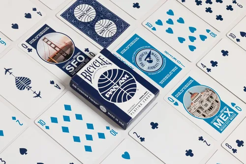 Vista 7 de Bicycle Pan Am Air - Juego de 2 cartas con lata de viaje, barajas de póquer premium para juegos de cartas, diseño clásico de Pan Am