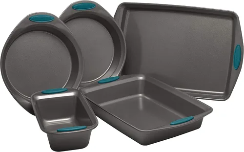 Rachael Ray 47021 - Juego de utensilios antiadherentes para hornear con agarres que incluye sartenes antiadherentes, bandeja para hornear y sartén