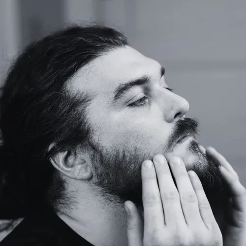 Vista 6 de Appalachian Botanical Co Aceite para barba para hombres (bronce), 2 onzas líquidas, domina las barbas Wiry, aceite natural para barba