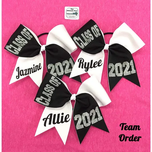 Vista 4 de Class of" Senior Tick Tock Cheer Hair Bow - Regalos de graduación
