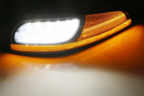 Vista 2 de iJDMTOY Conjunto de luz de señal de giro frontal secuencial LED DRL/Láser de lente transparente Compatible con Chevrolet Corvette C5 1997-2004, LED