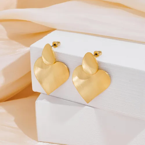 Vista 3 de Aretes de corazón de oro, aretes colgantes rosados para mujer, corazón hueco de moda, joyería de regalo