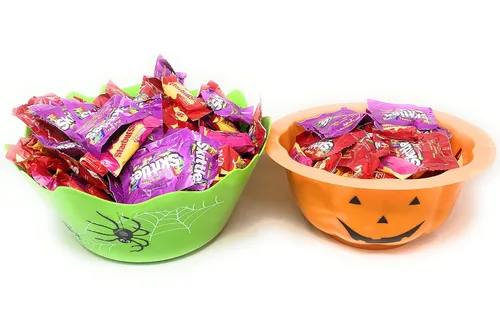 Vista 6 de Surtido a granel de 65 libras Starbursts FaveReds and Originals Skittles Original y Wild Berry Candy regalos de vacaciones dulces envueltos