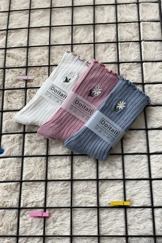 Vista 4 de Doitall Calcetines largos con volantes para mujer, 3 pares