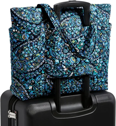 Vista 9 de Vera Bradley Cotton Deluxe Vera Tote Bag