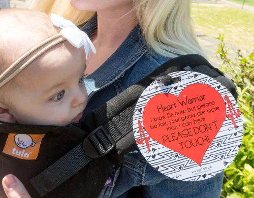 Vista 3 de Three Little Tots CHD Heart Warrior Tag - Letrero de asiento de auto recién nacido, baby shower, cochecito, prematuro sin tocar