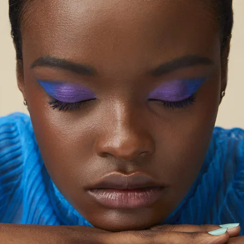 Vista 4 de e.l.f. Mad For Matte Paleta de sombras de ojos, 10 tonos, Jewel Pop, 0.49 onzas