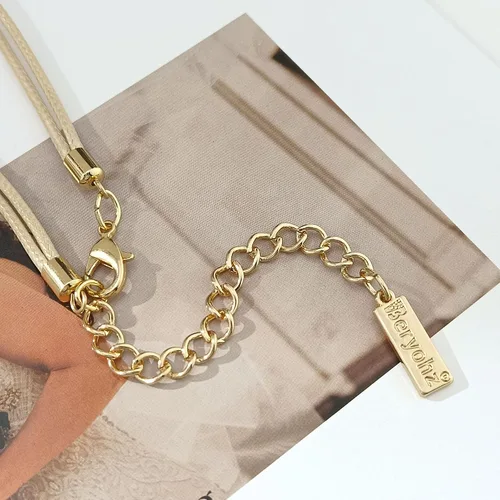 Vista 6 de Collar largo empalmado de cuerda encerada con cuentas de madera acrílica en contraste para mujer, 40 pulgadas, Acrílico, No es una piedra preciosa