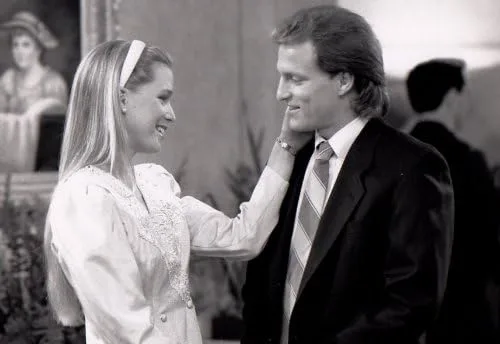 Woody Harrelson Jackie Swanson Cheers Original 8x10 glossy Photo #E7331