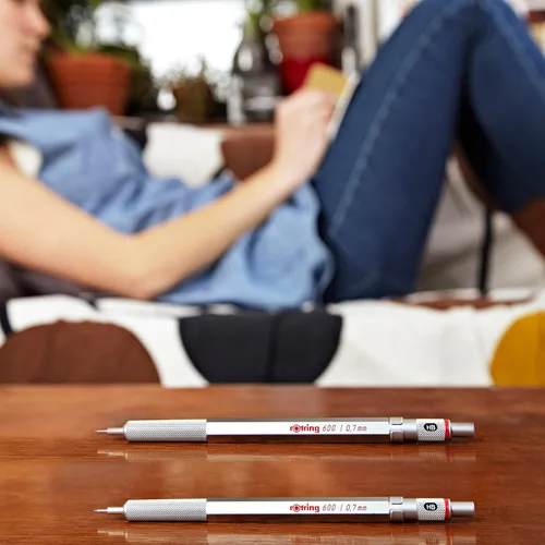 Vista 7 de rOtring Portaminas 600 HB 0.020 in Cuerpo de metal rojo Barril hexagonal