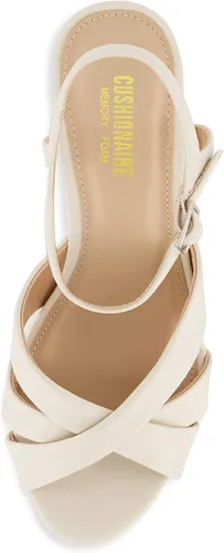 Vista 5 de CUSHIONAIRE Sandalia de vestir Foxy con plataforma para mujer + espuma viscoelástica y anchos disponibles