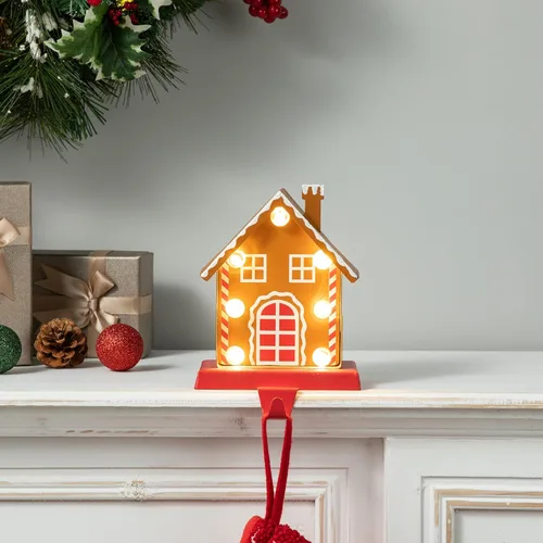 Vista 4 de Glitzhome Soporte para calcetines de Navidad, manto de jengibre iluminado con luces LED, colgador de calcetines de metal con marquesina iluminada