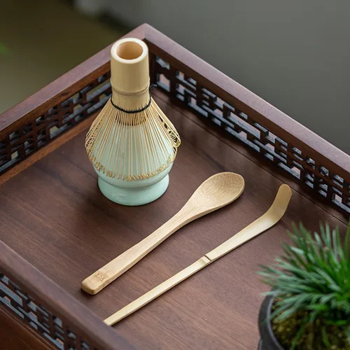 Vista 9 de Juego de batidor de matcha, juego de 4 piezas, batidor de bambú matcha + soporte para batidor de cerámica + cuchara+cuchara, 100% hecho a mano