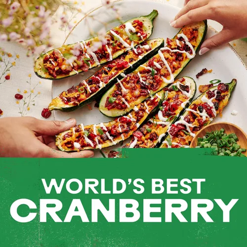 Vista 6 de Ocean Spray® Craisins®, arándanos secos con 50% menos azúcar, fruta deshidratada, bolsa de 5 onzas