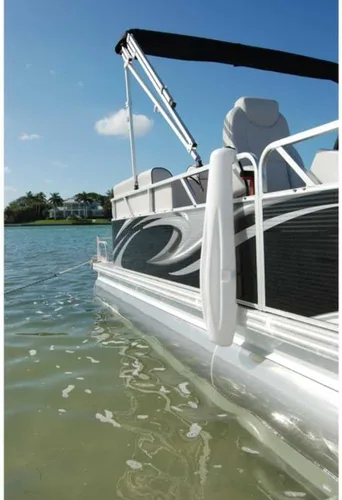 Vista 2 de Taylor Made Products Hull-Gard - Guardabarros utilitarios para barcos