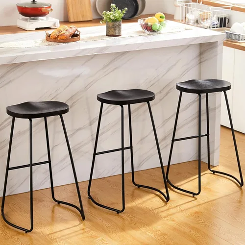 Vista 58 de HeuGah Juego de 4 taburetes de bar con asiento de silla de montar con patas de metal, taburetes rústicos de altura de mostrador sin respaldo